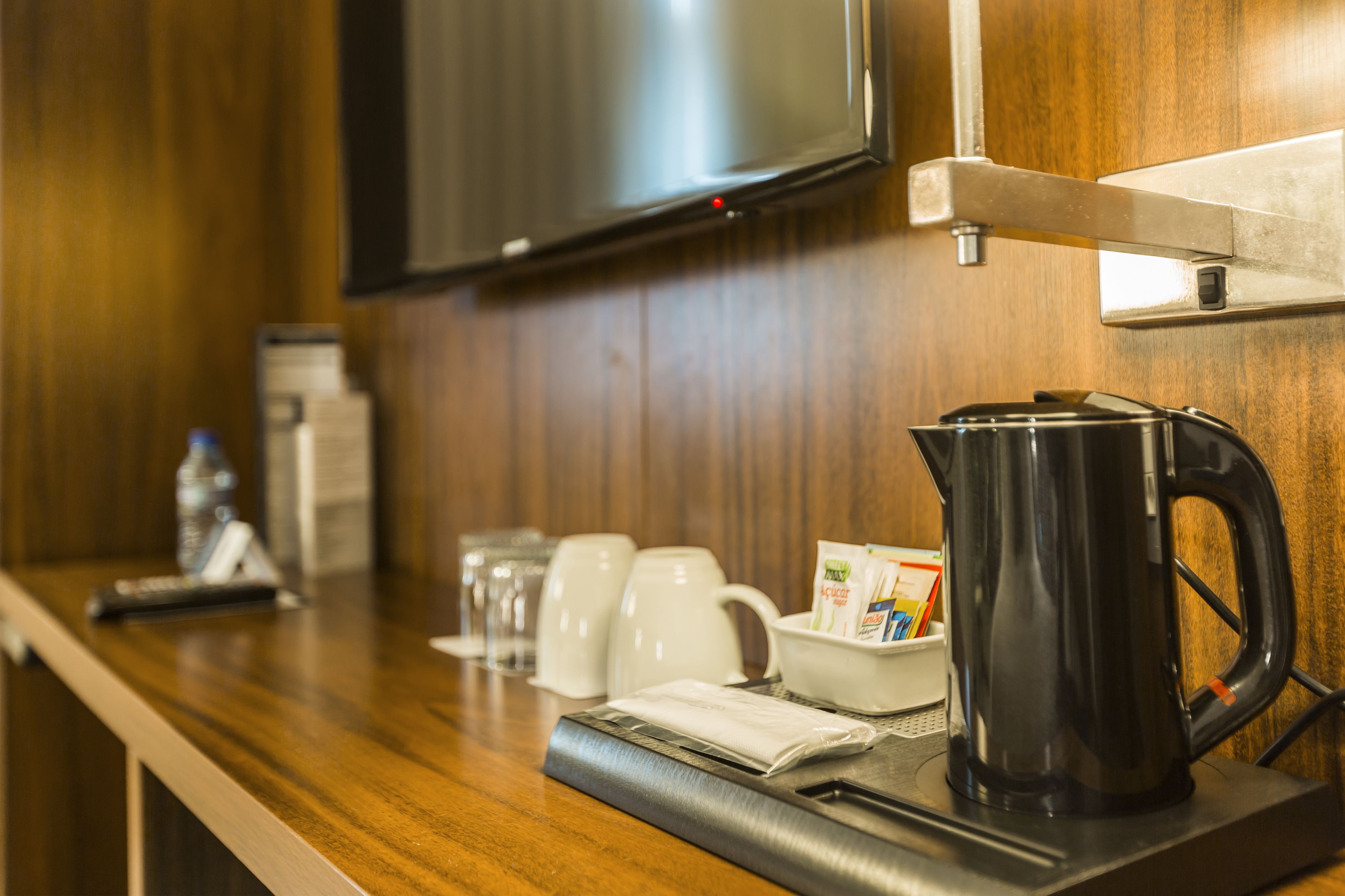 luxo queen | coffee and/or coffee maker