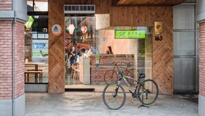 施設の入り口