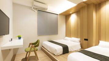 Premium bedding, iron/ironing board, free WiFi, bed sheets