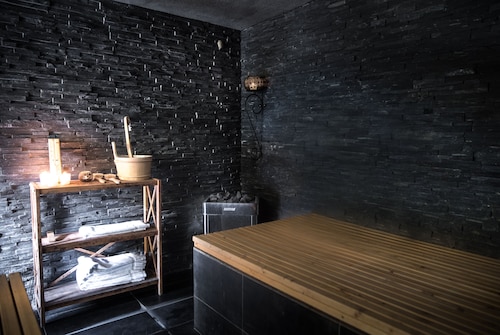 Frost and Fire Boutique Hotel