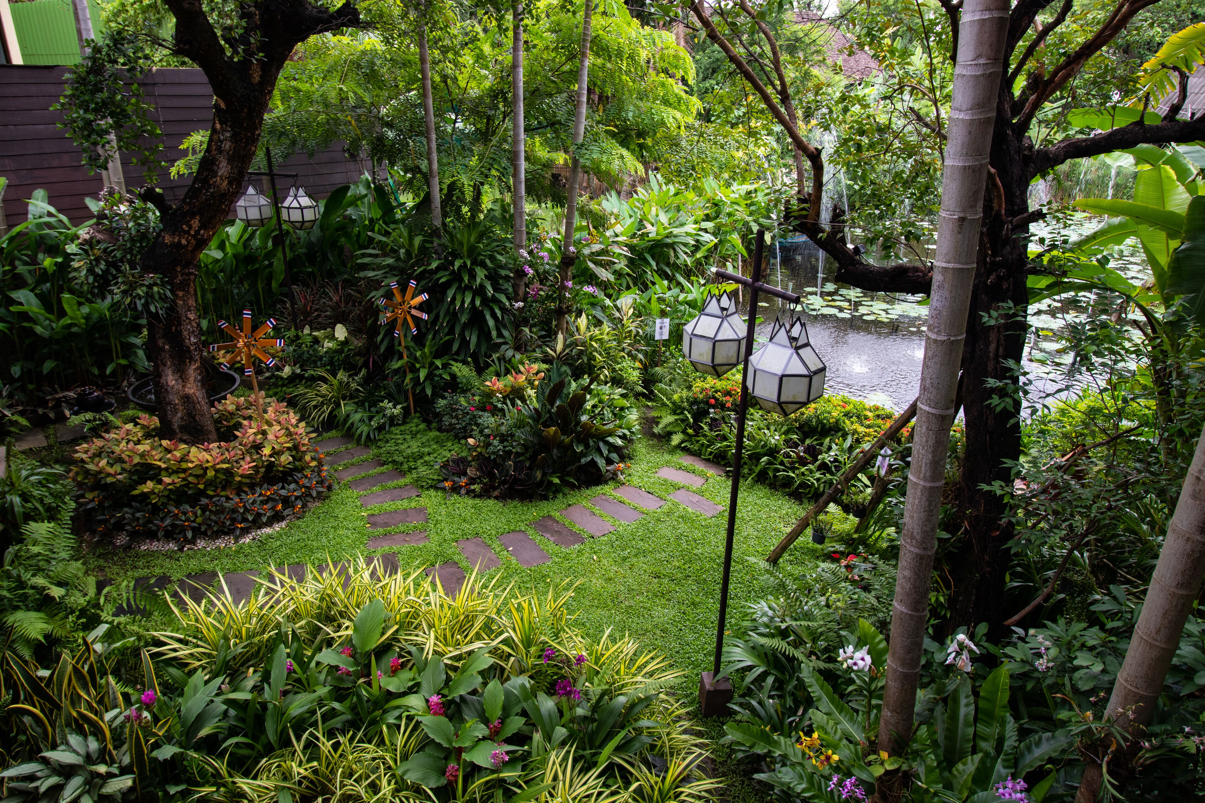 outdoor banquet area