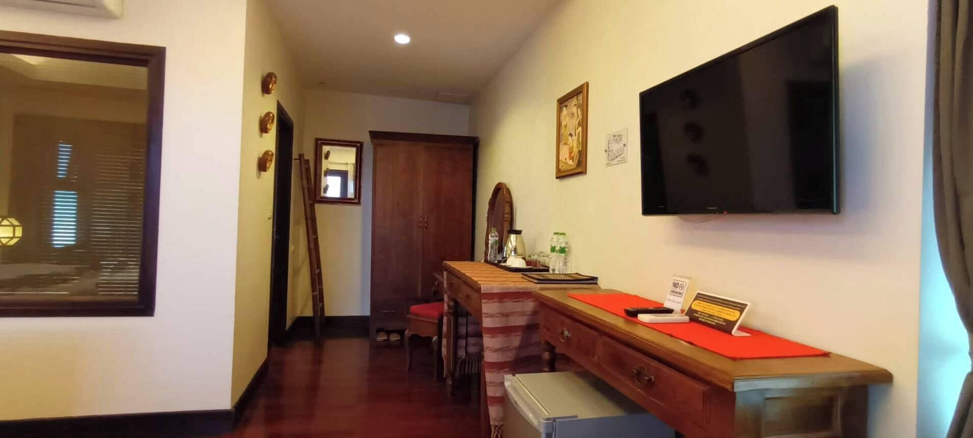 superior double room with bathtub | 1 bedroom, minibar, in-room safe, individually furnished