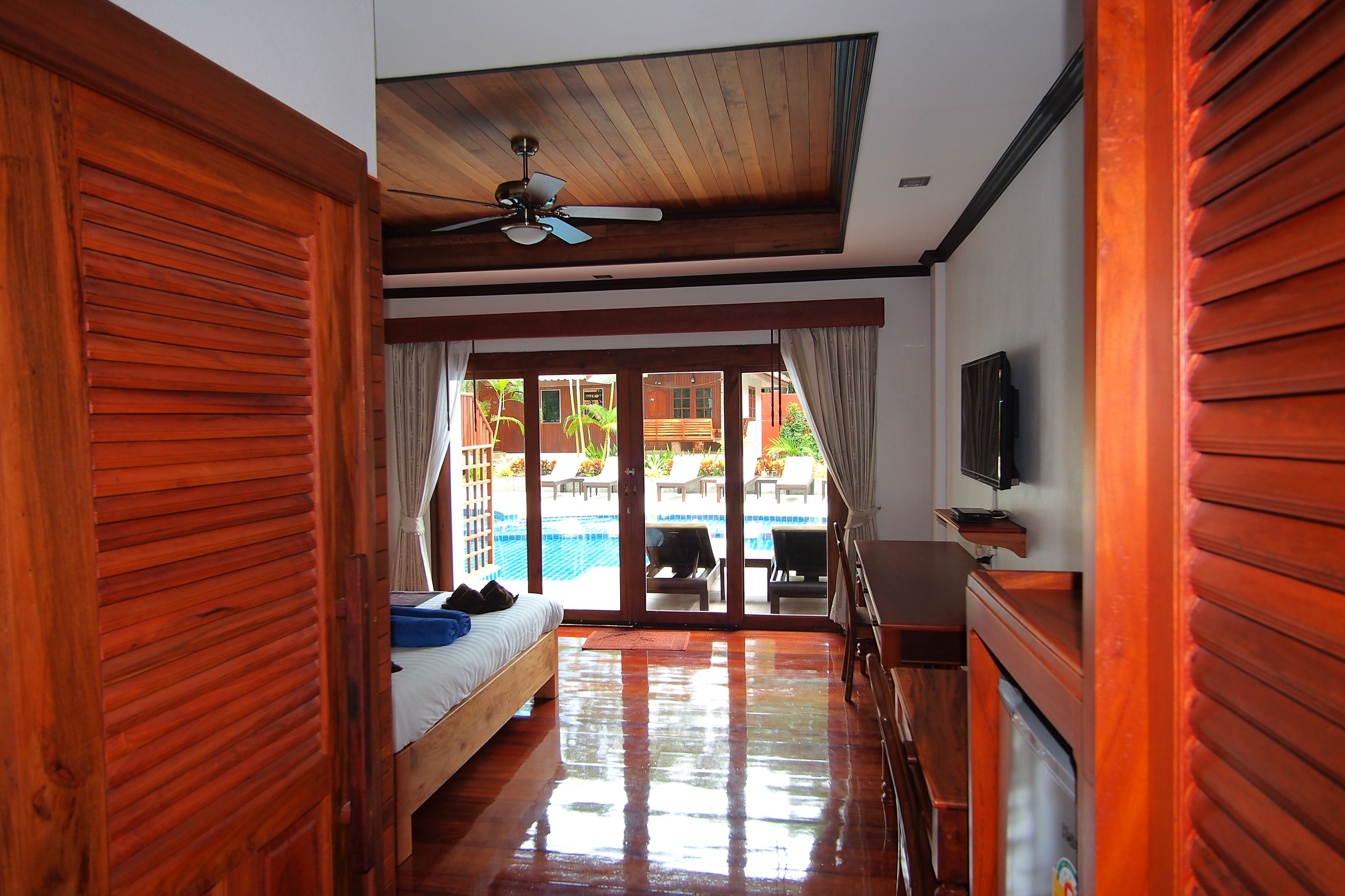 Photo - Blue Diamond Resort