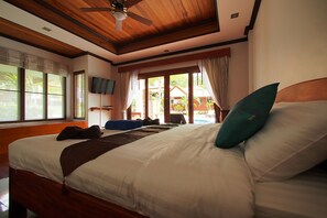 Pool Access Double Bed