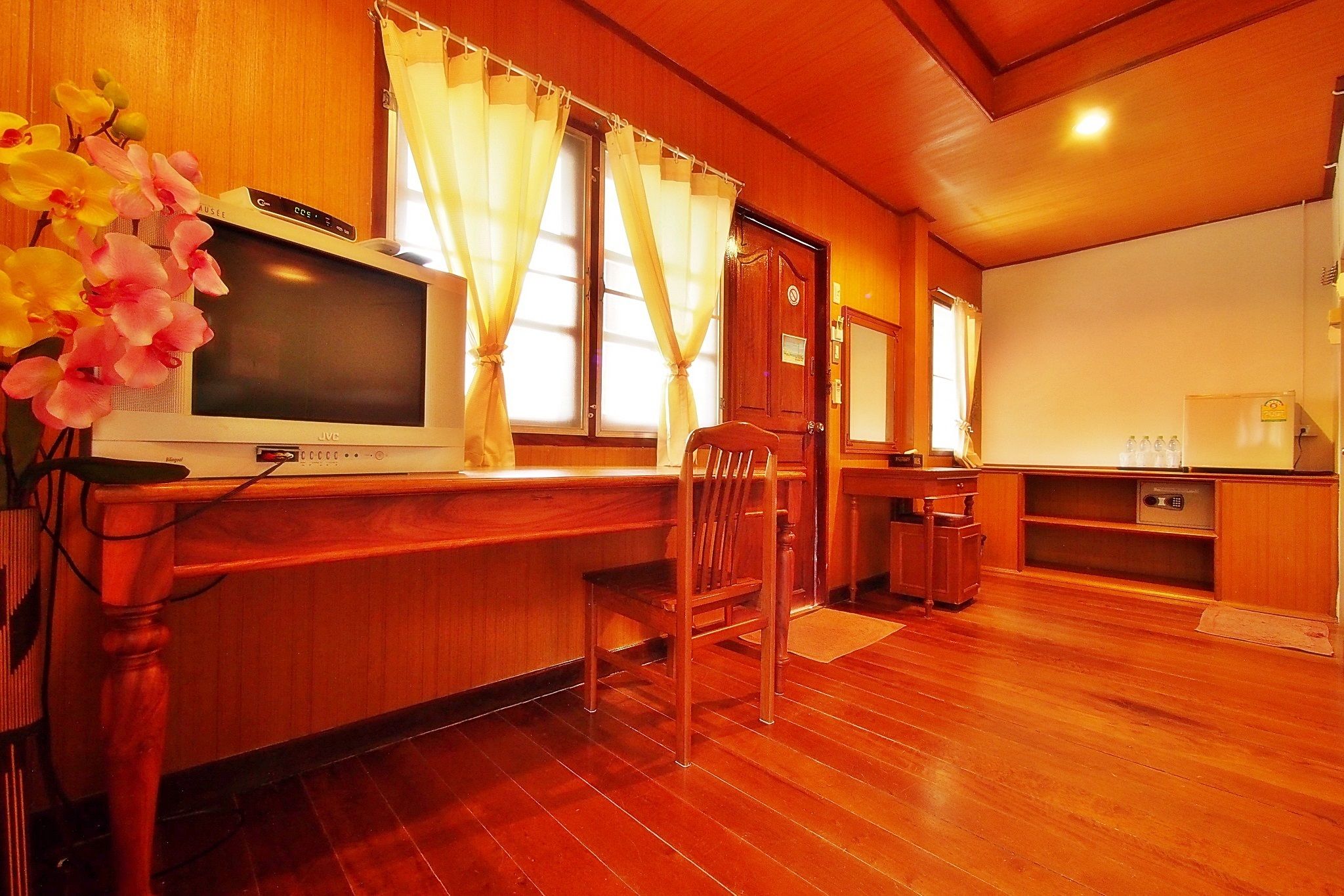 Photo - Blue Diamond Resort