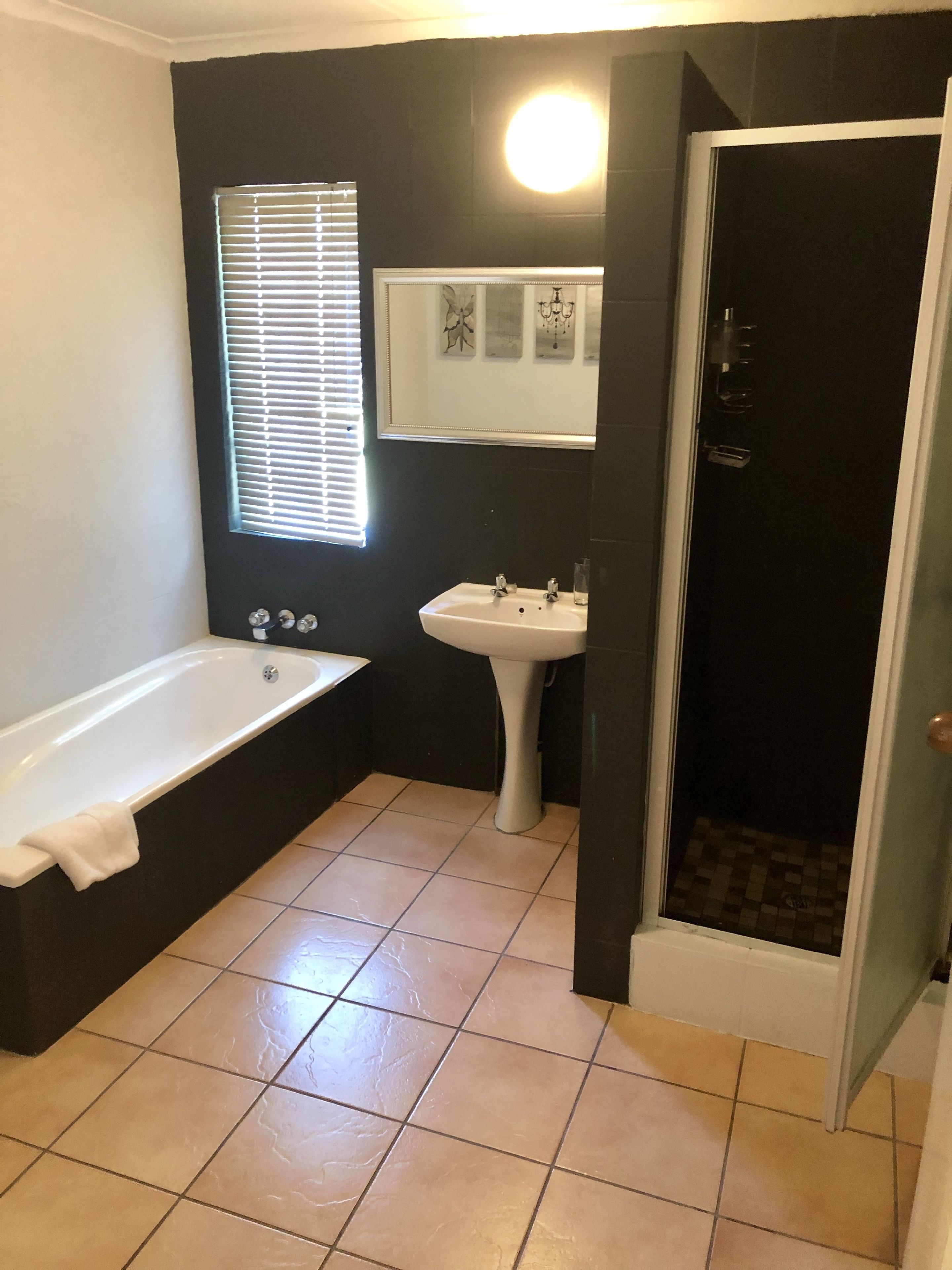 comfort double room | bathroom | free toiletries, hair dryer, towels