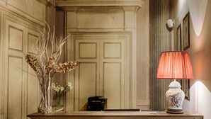 Reception - Palazzo Guicciardini (Florence)