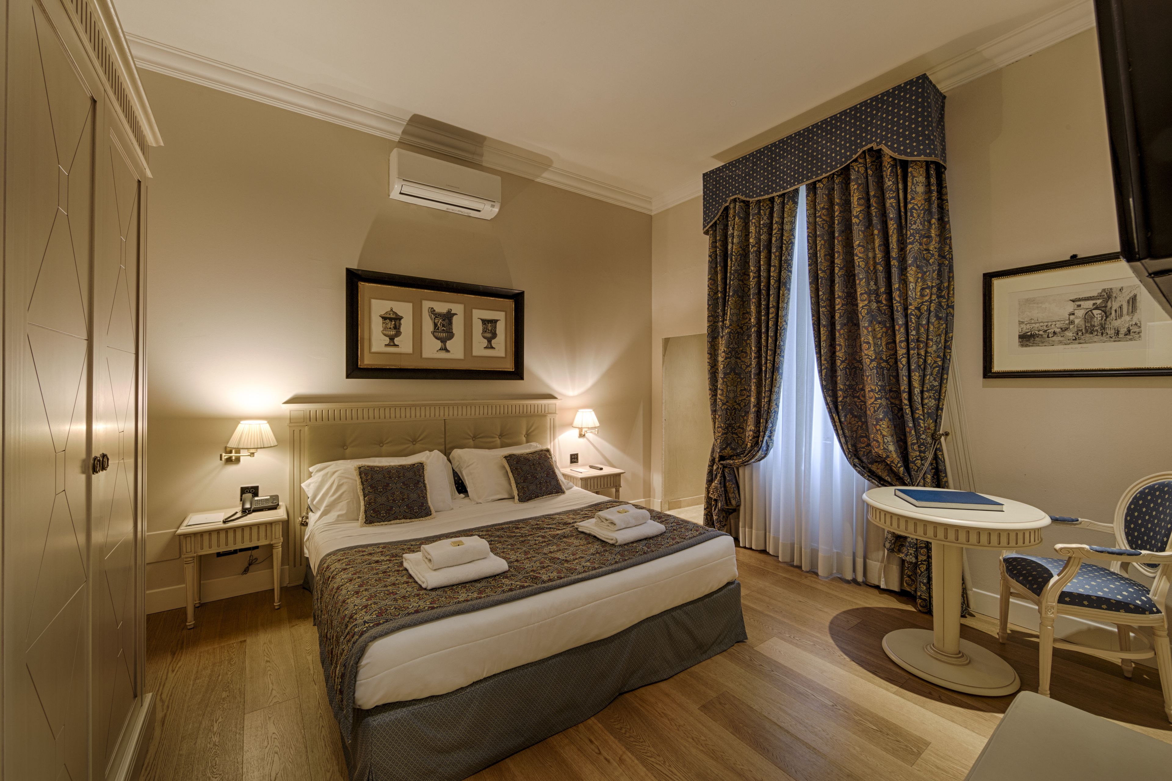 Photo - Palazzo Guicciardini