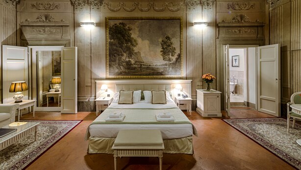 Junior Suite (4 pax) - Palazzo Guicciardini (Florence)