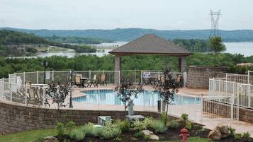 Seasonal outdoor pool, open 10 AM to 10 PM, pool loungers