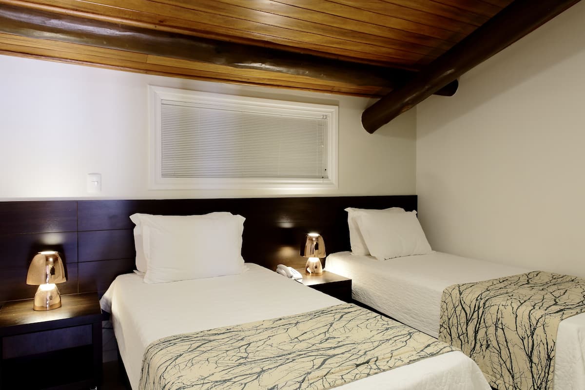 suite dos marechais | 2 bedrooms, minibar, in-room safe, individually decorated