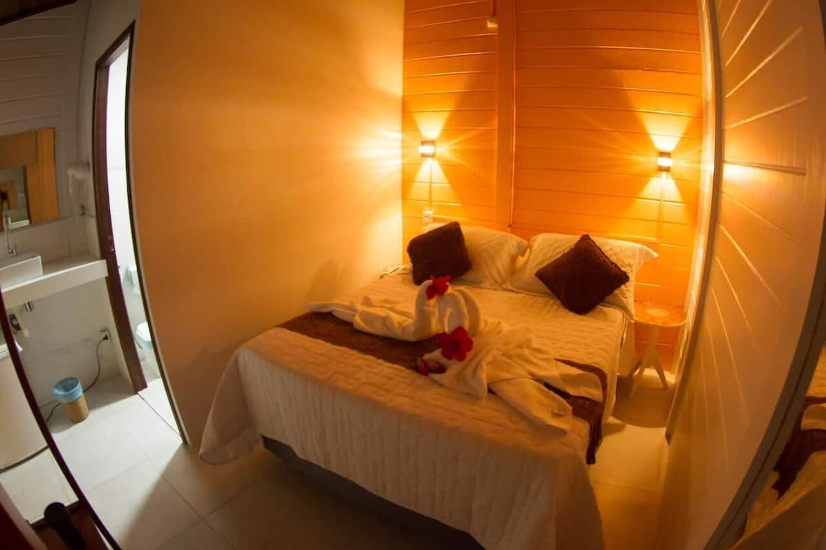 Een minibar, een kluis op de kamer, gratis wifi