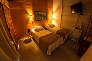 Habitación estándar | Minibar, caja de seguridad en la habitación y wifi gratis