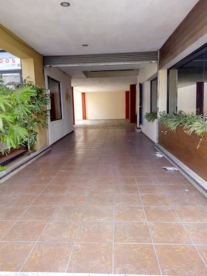 Parking - Hotel Madrid Tuxtla (Tuxtla Gutierrez)