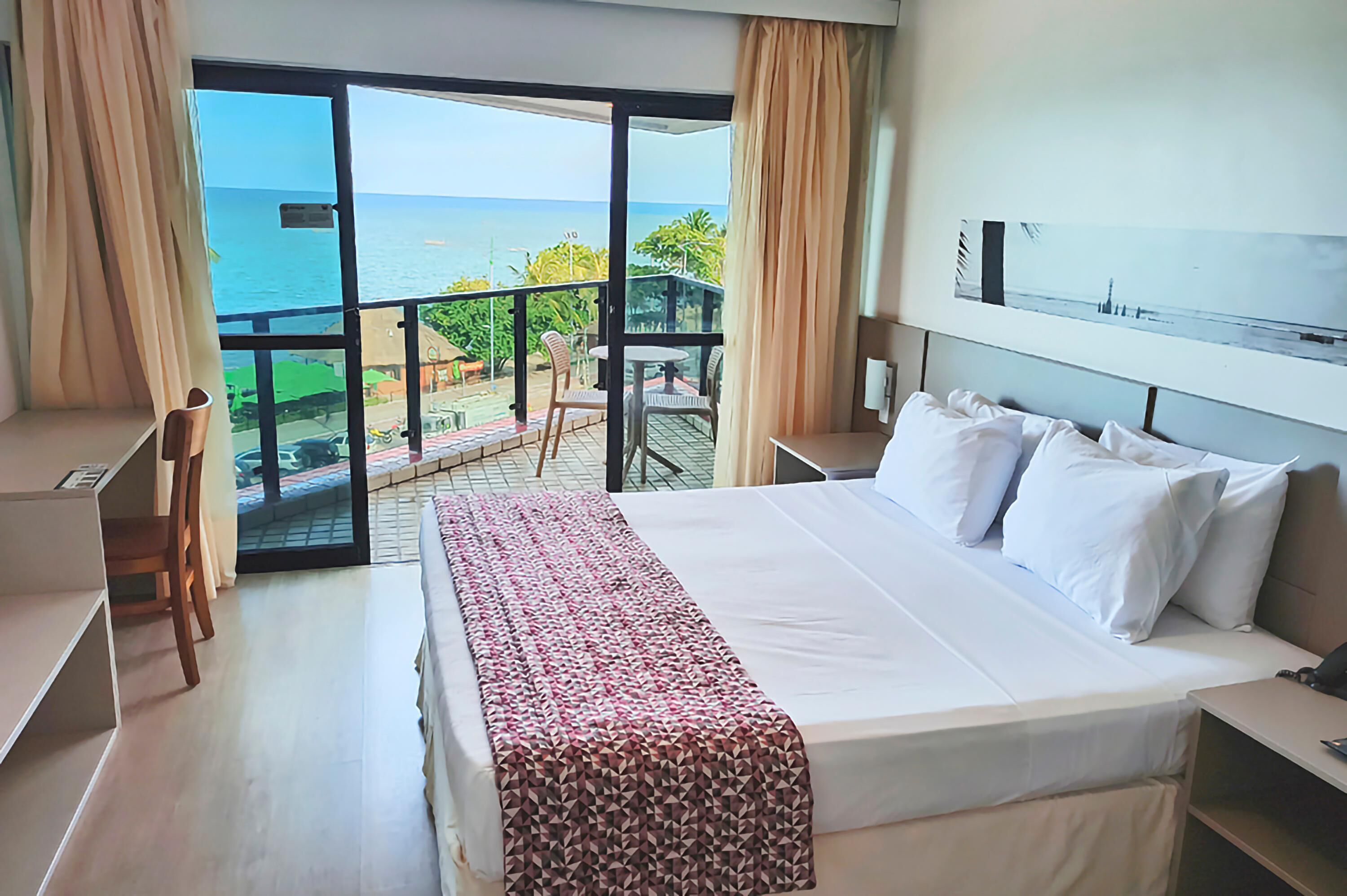 Minibar, in-room safe, free WiFi, wheelchair access