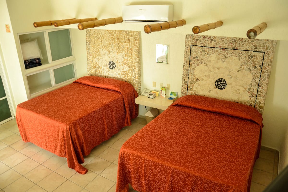 Odada kasa, ücretsiz kablosuz İnternet