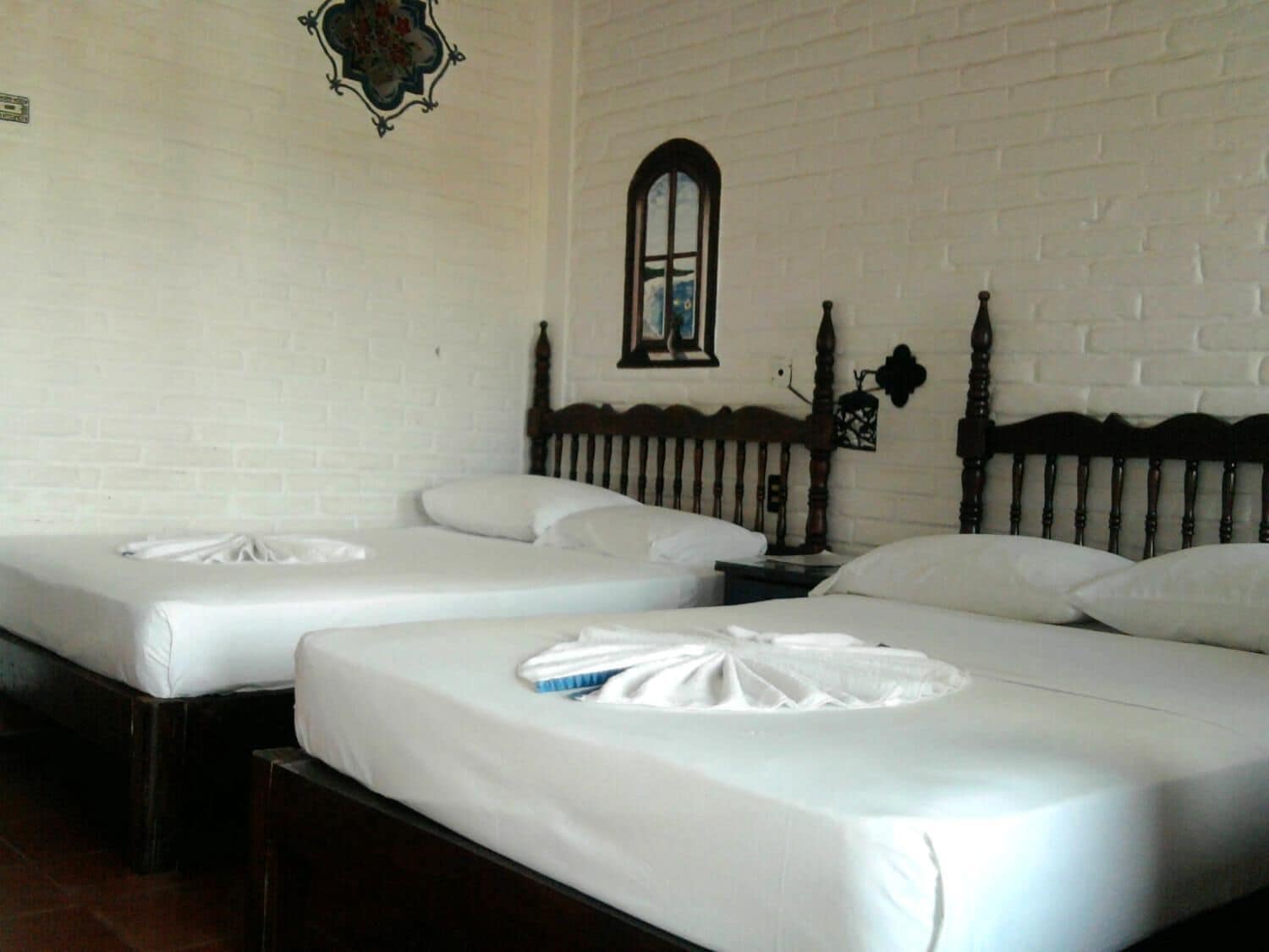 standard room | free wifi, bed sheets