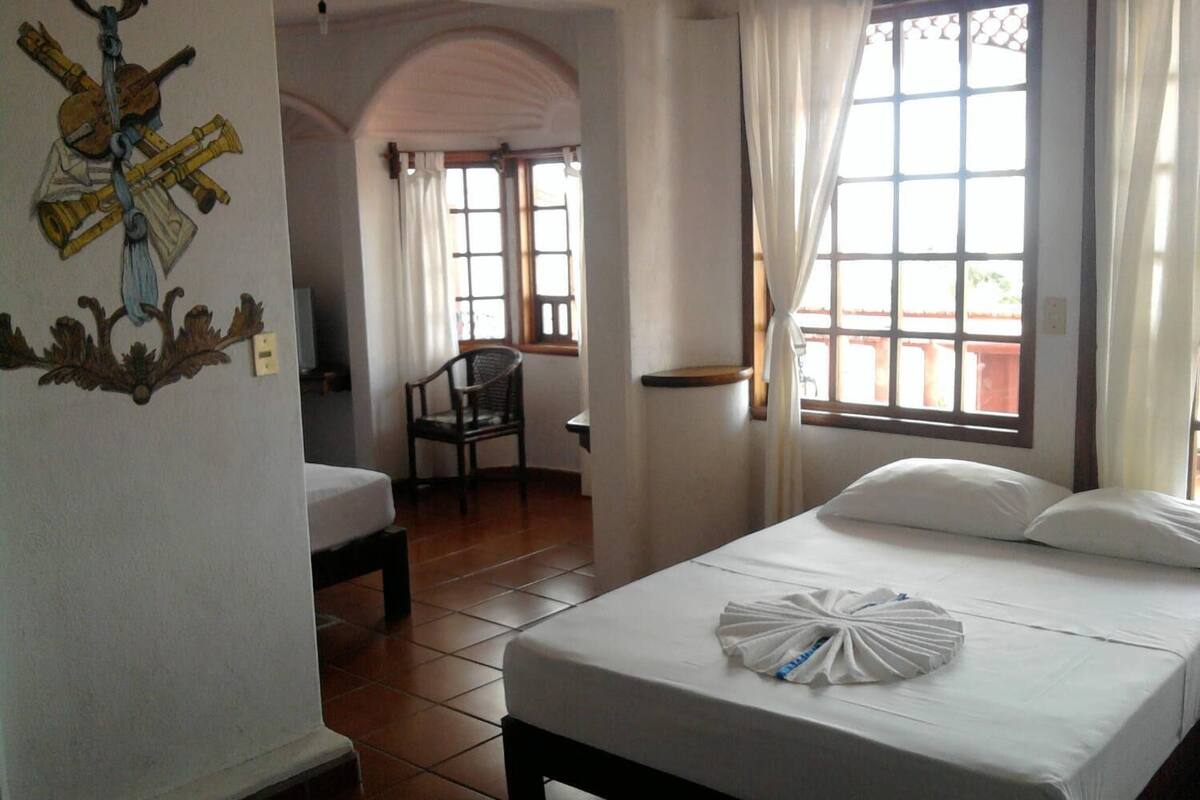 standard room | free wifi, bed sheets