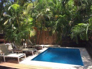 Alberca al aire libre 