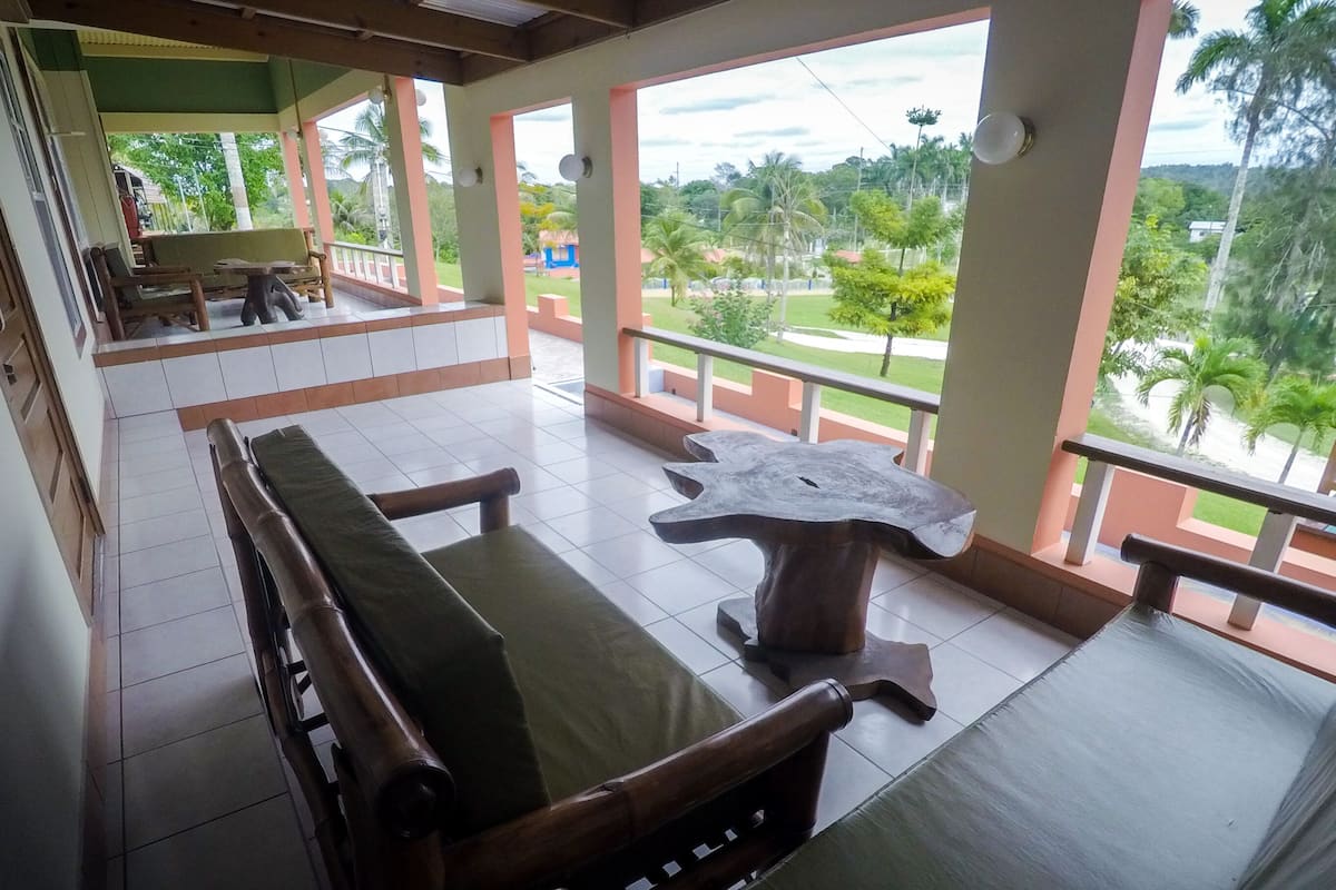 Standard Triple Room, Multiple Beds, Mountain View, Slope side | In-room safe, desk, iron/ironing board, rollaway beds (surcharge)