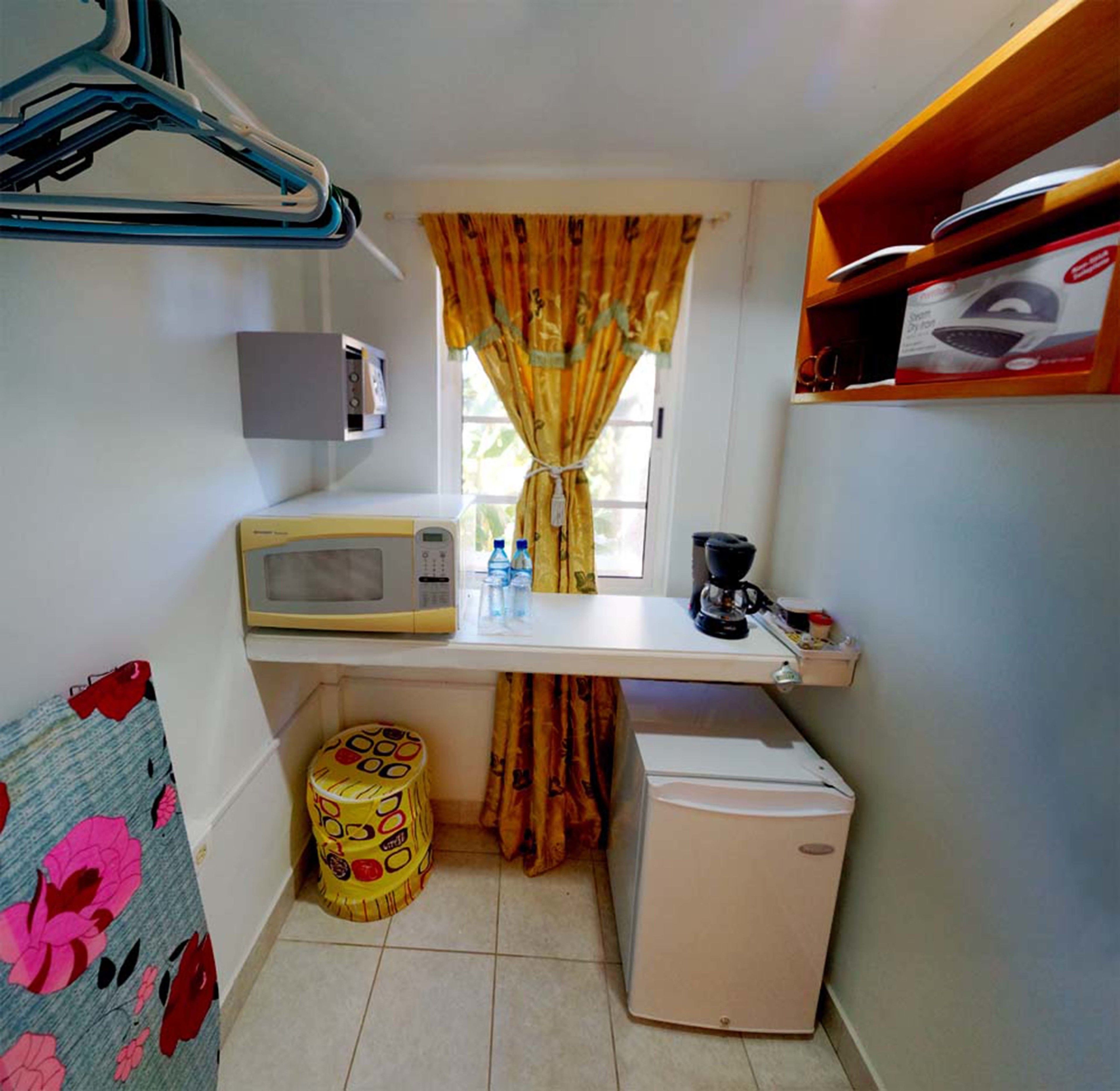 deluxe room, balcony | room amenity