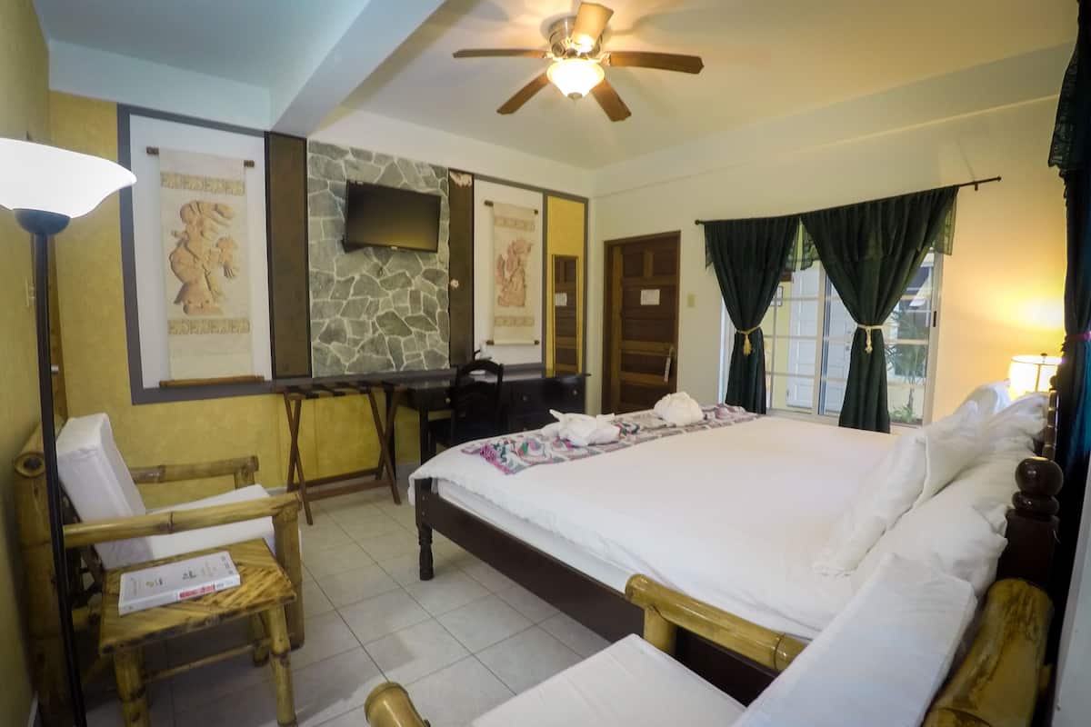 Deluxe Room, Balcony