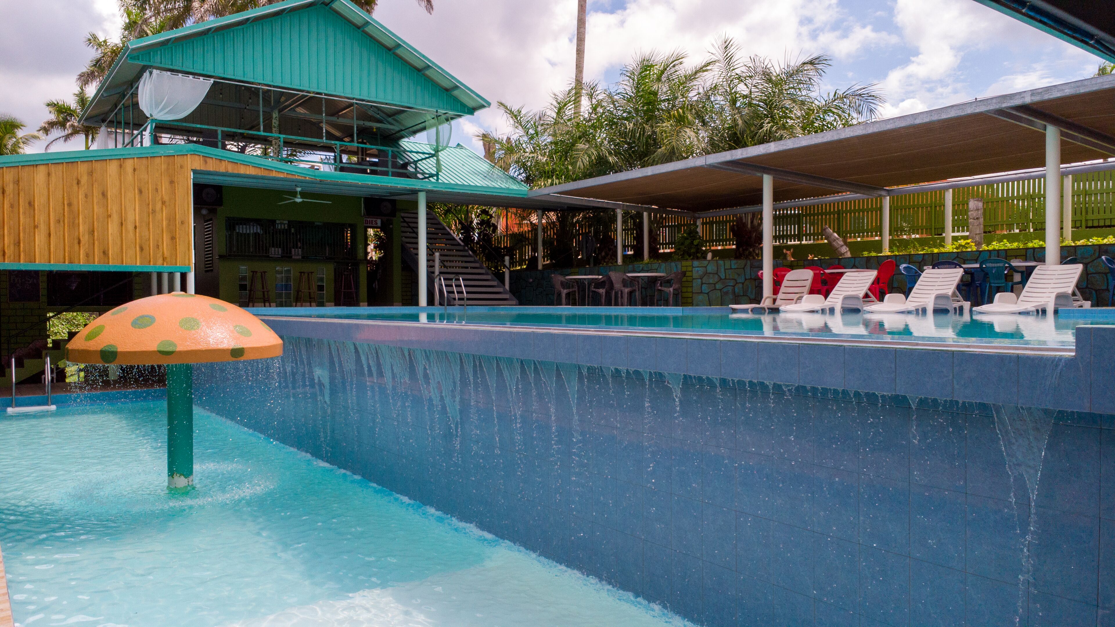 Outdoor pool, pool loungers