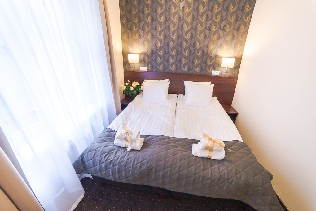 minibar, in-room safe, desk, blackout curtains