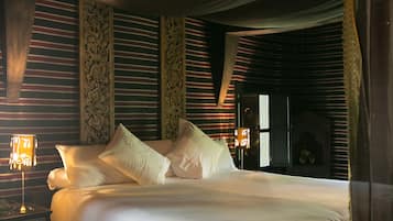 Lodge Egyptien | 1 ๊ฐ์ ์นจ์ค, ๊ณ ๊ธ ์นจ๊ตฌ, ๋ฏธ๋๋ฐ, ๊ฐ์ค ๋ด ๊ธ๊ณ