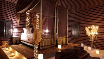 Lodge Egyptien | 1 ๊ฐ์ ์นจ์ค, ๊ณ ๊ธ ์นจ๊ตฌ, ๋ฏธ๋๋ฐ, ๊ฐ์ค ๋ด ๊ธ๊ณ
