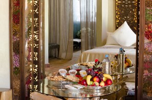 Suite Jasmin  | 1 bedroom, premium bedding, minibar, in-room safe