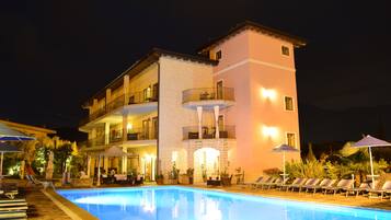 Front of property – evening/night