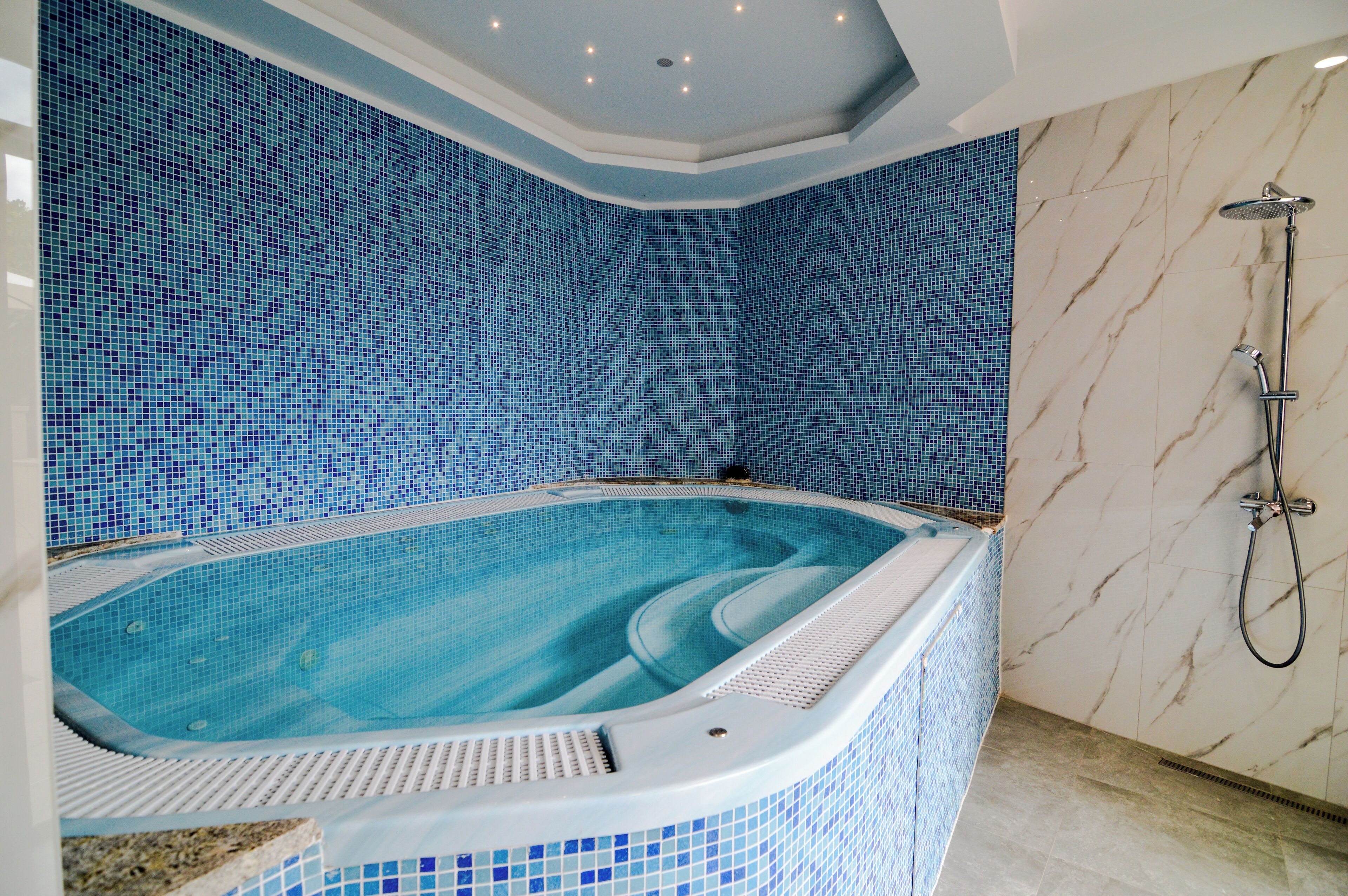 Sauna, beach massages, massages