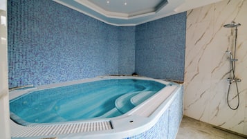 Sauna, beach massages, massages