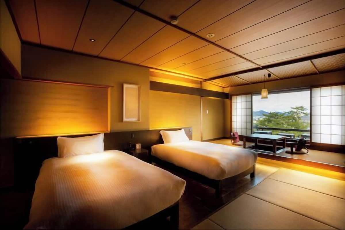 1 Schlafzimmer, Minibar, Zimmersafe, Schreibtisch