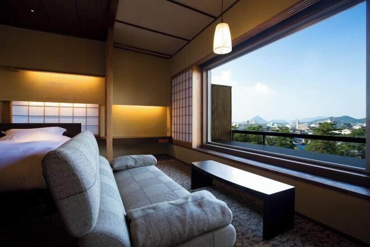 1 Schlafzimmer, Minibar, Zimmersafe, Schreibtisch