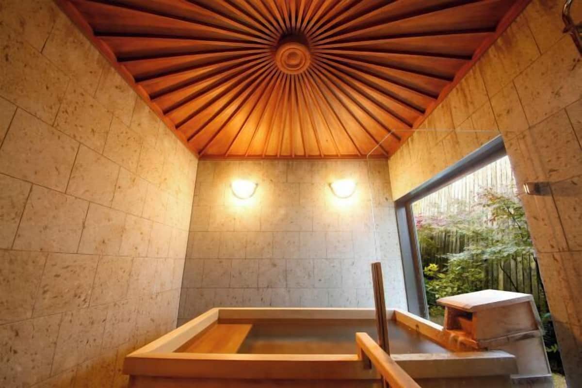 Wellness | Thai-Massagen, Massageanwendungen