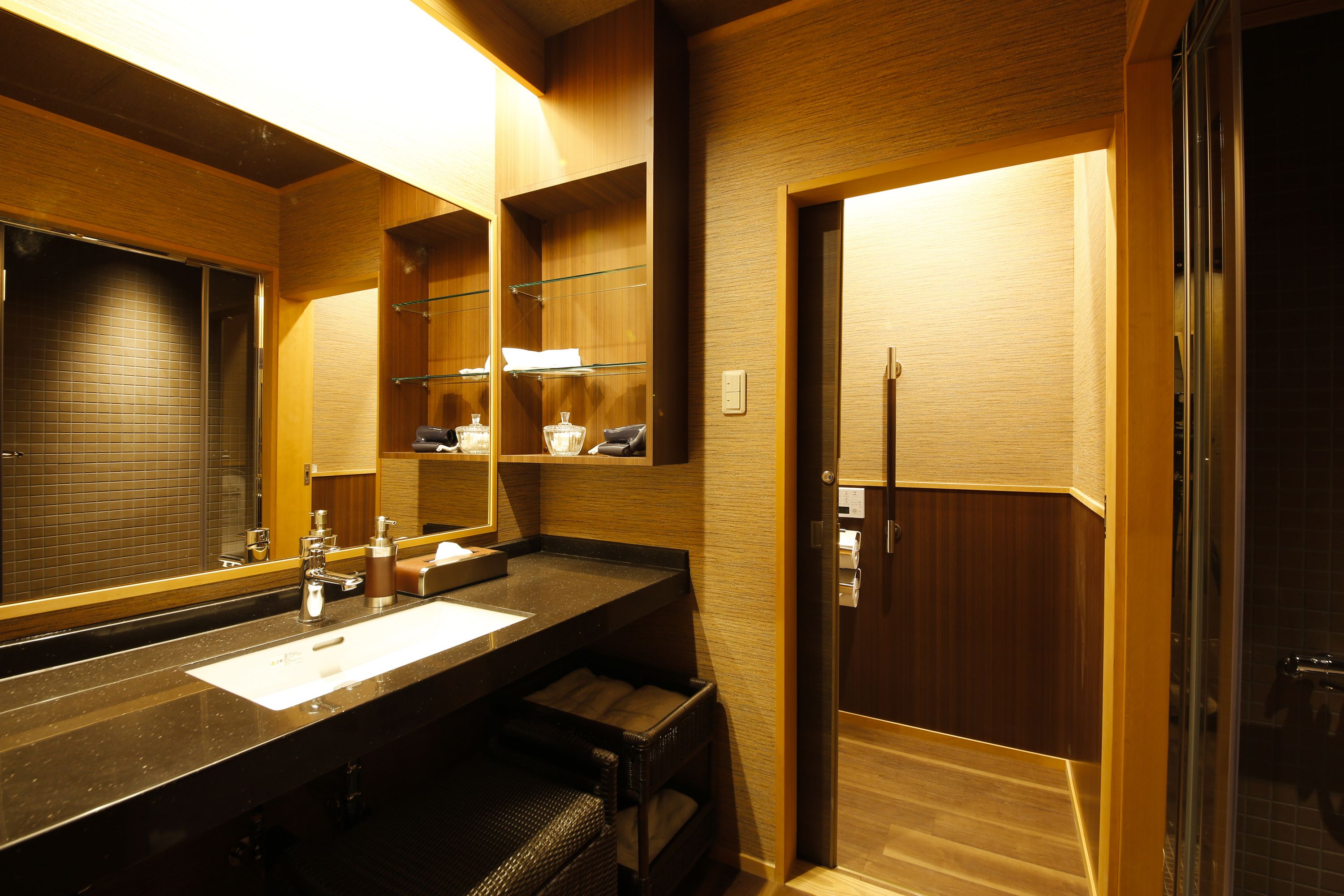 rainfall showerhead, free toiletries, hair dryer, slippers