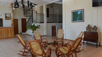 Sala de estar en el lobby