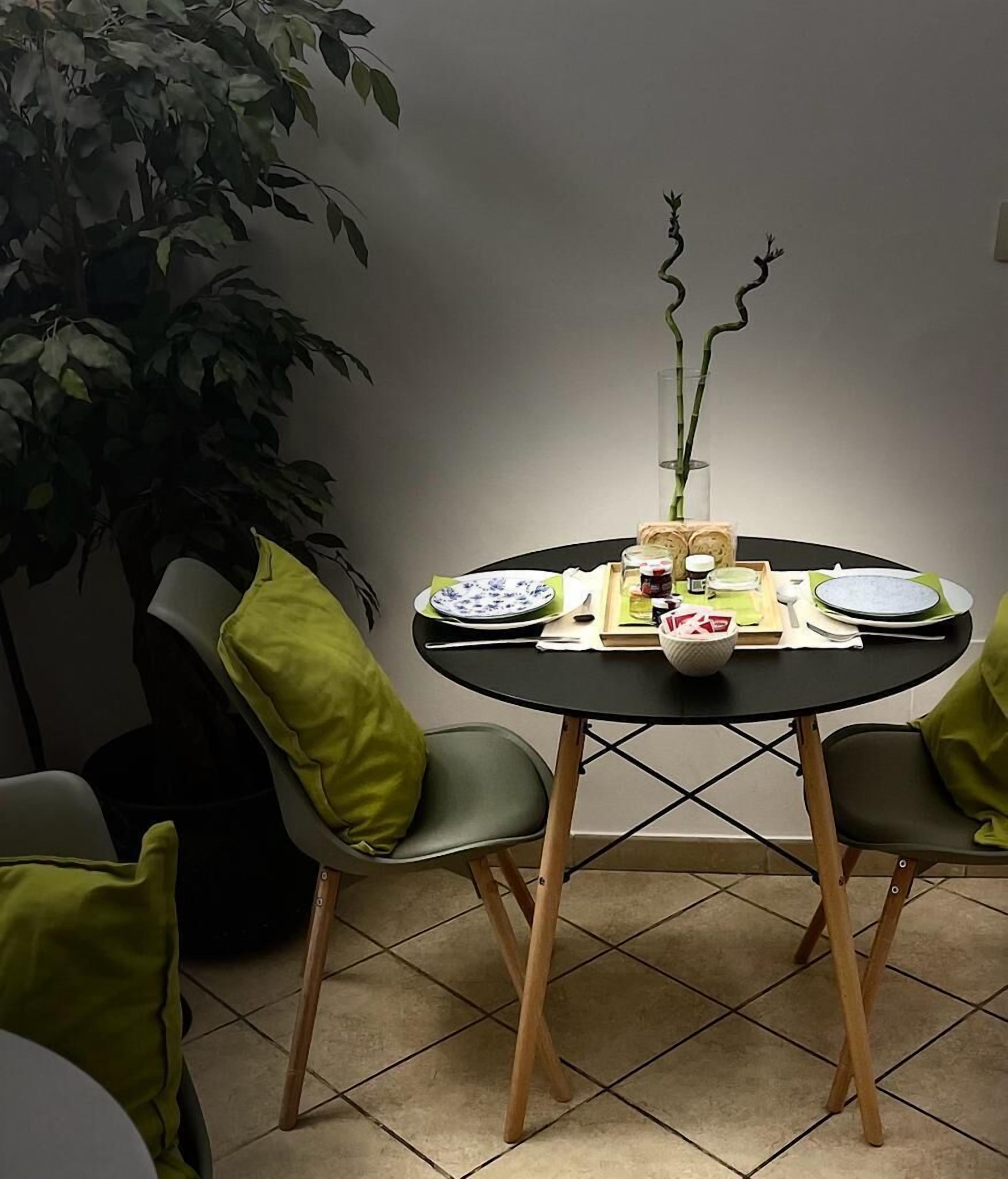 三人房 | 咖啡和/或咖啡机