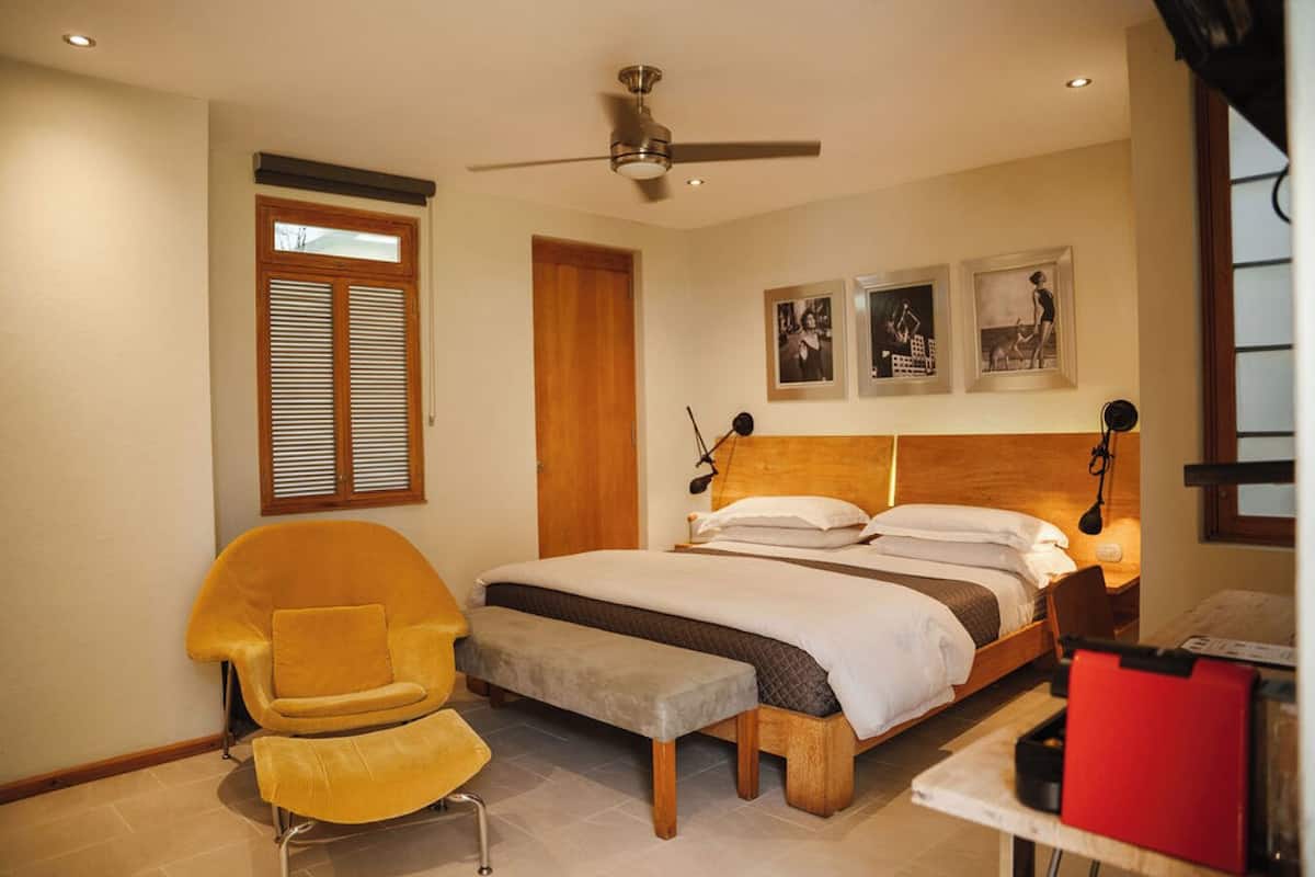 Ropa de cama de alta calidad, edredón y camas con pillow-top