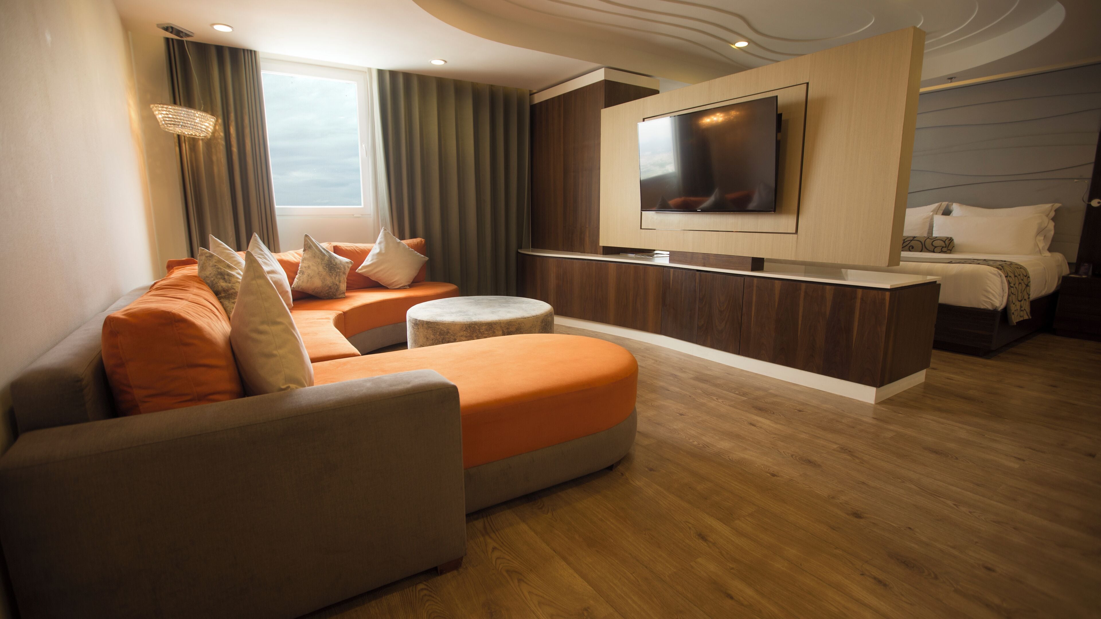 40-inch led tv with cable channels, tv, ipod dock