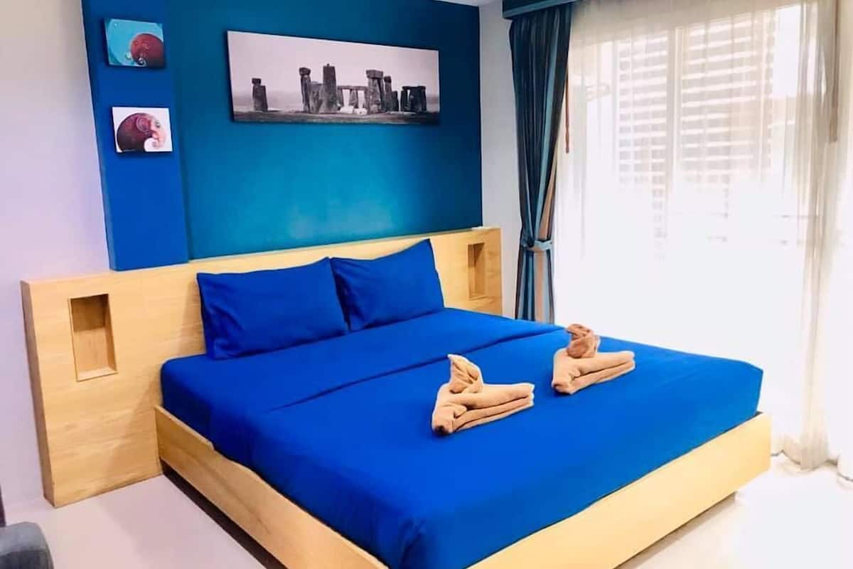 Deluxe Double Bed