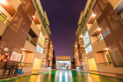 Double D Boutique Residence