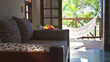 Chalet, vue lac | Coin séjour