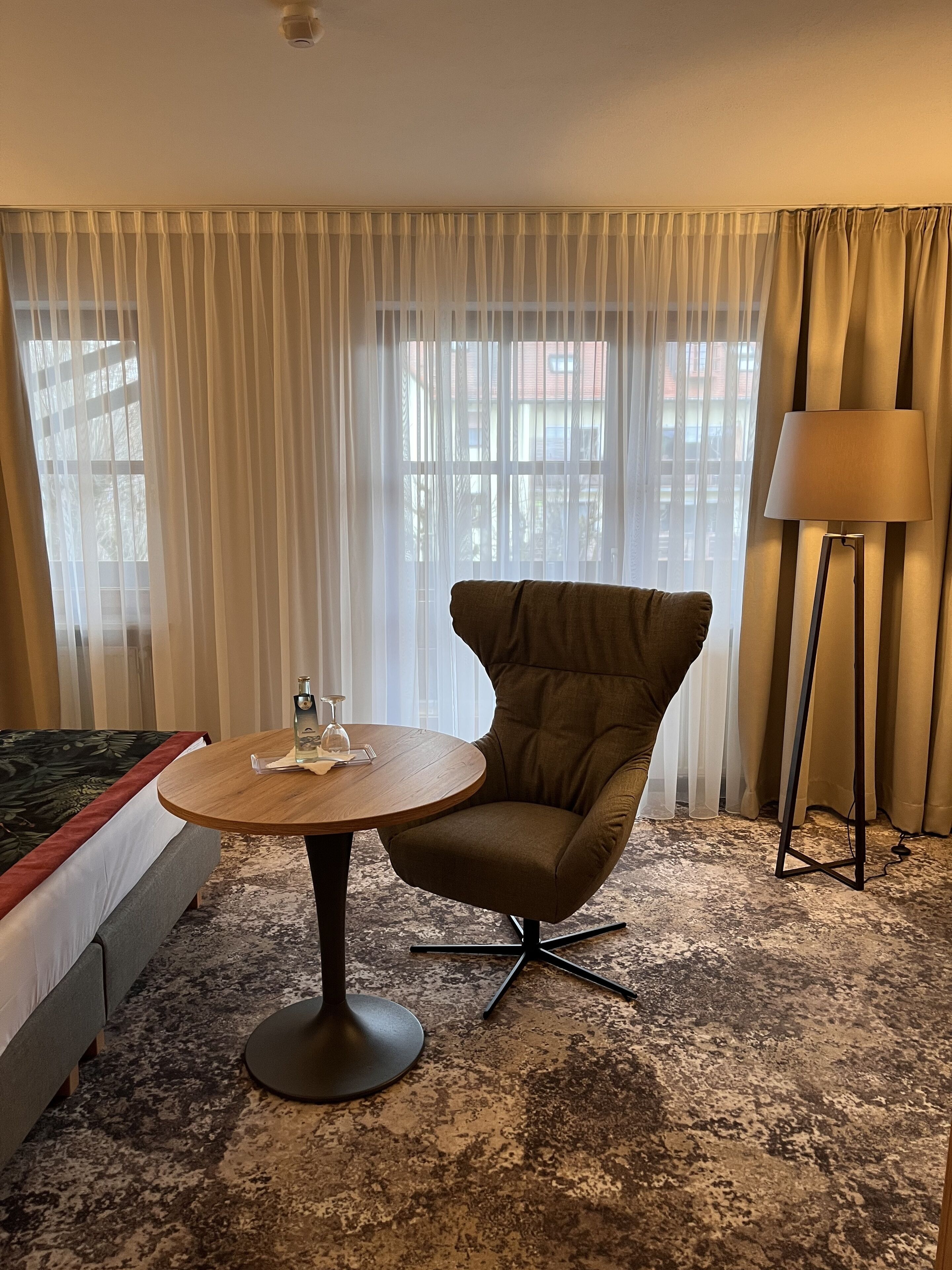 tv, pay films, offices