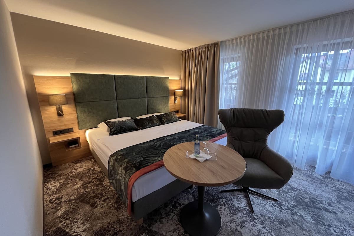 tv, pay films, offices