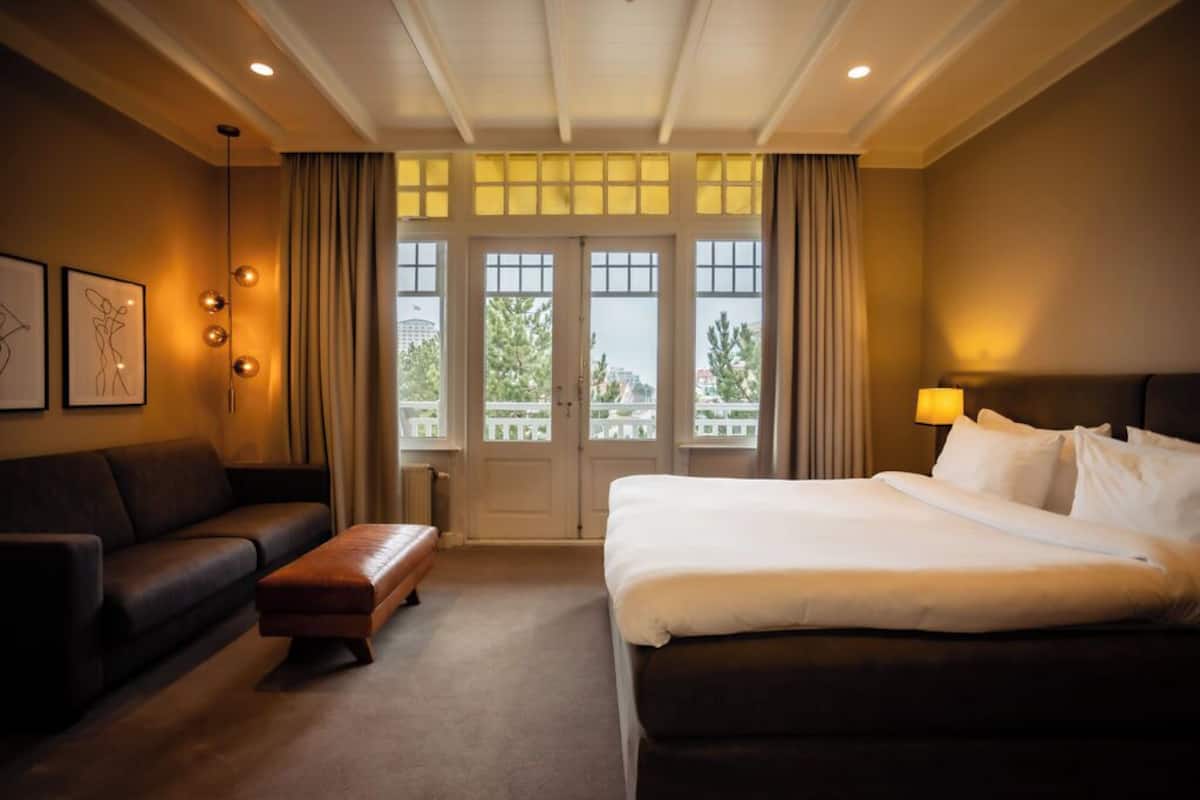 Chambre Double Supérieure, 1 très grand lit | Literie de qualité supérieure, minibar, coffres-forts dans les chambres