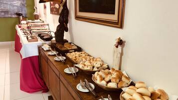 Desayuno buffet incluido todos los días