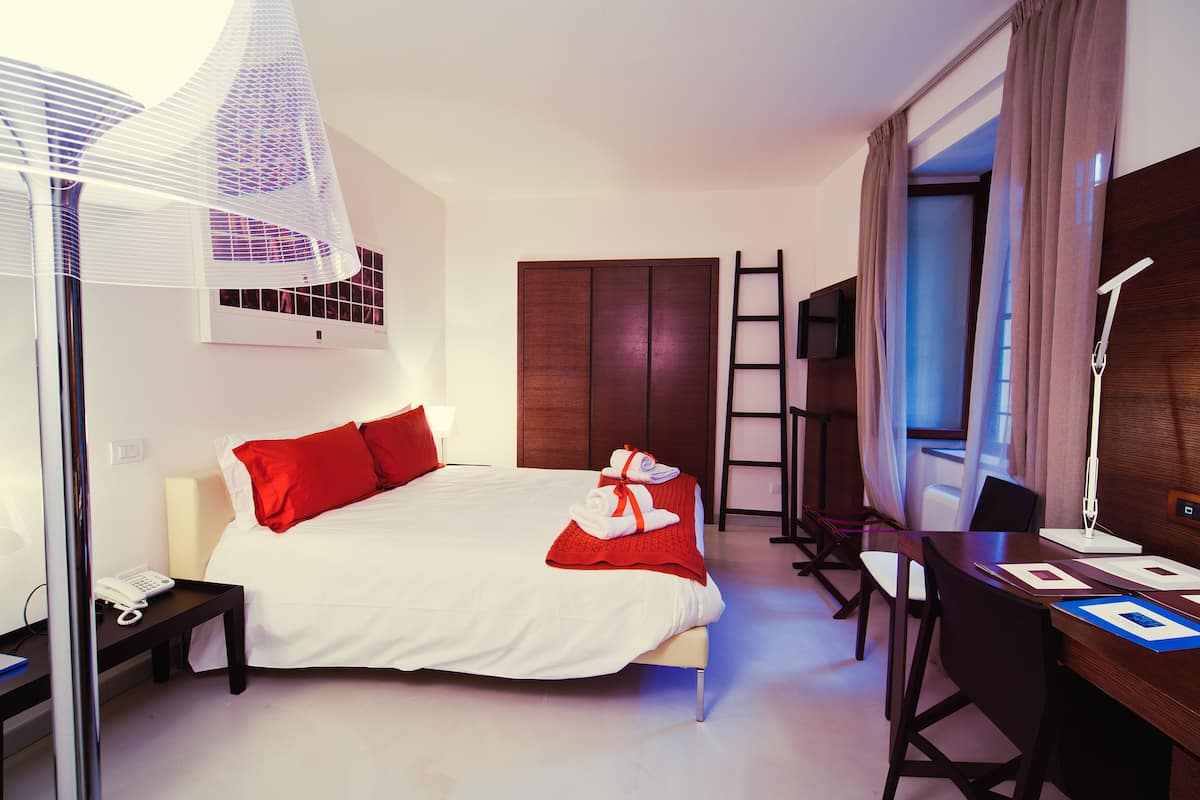 Chambre Double | Literie de qualité supérieure, couette en duvet d'oie